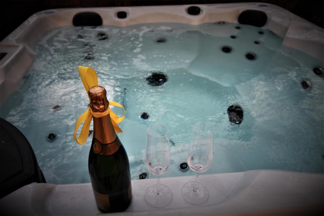 Holiday Home Istra With Jacuzzi Medolino Esterno foto