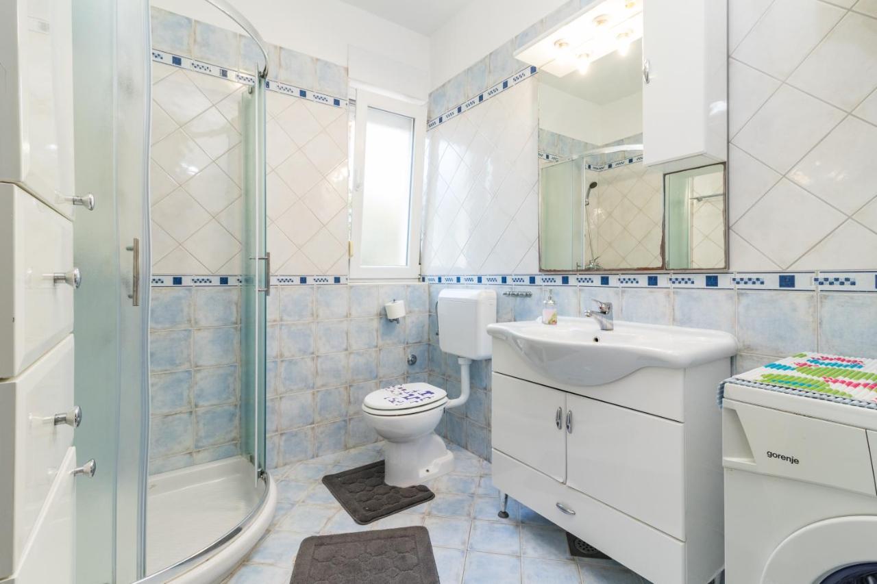 Holiday Home Istra With Jacuzzi Medolino Esterno foto